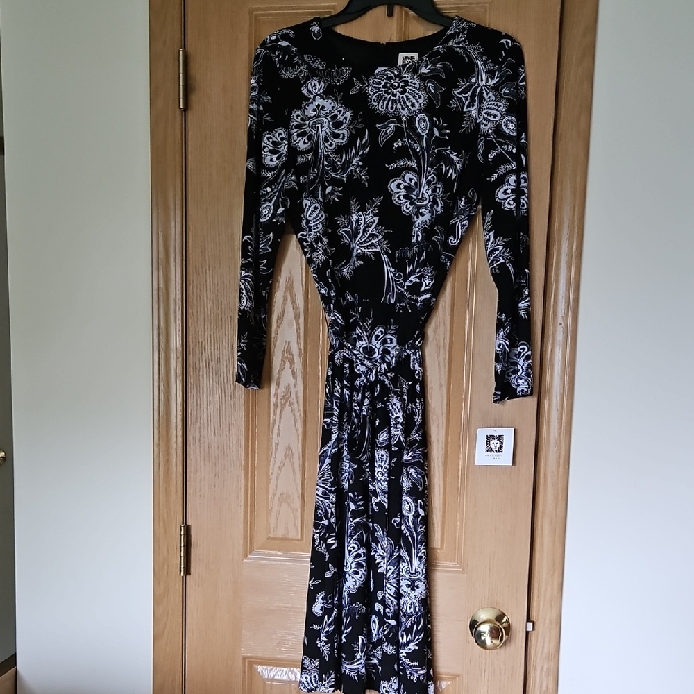 Elegant Black and White Floral Dress